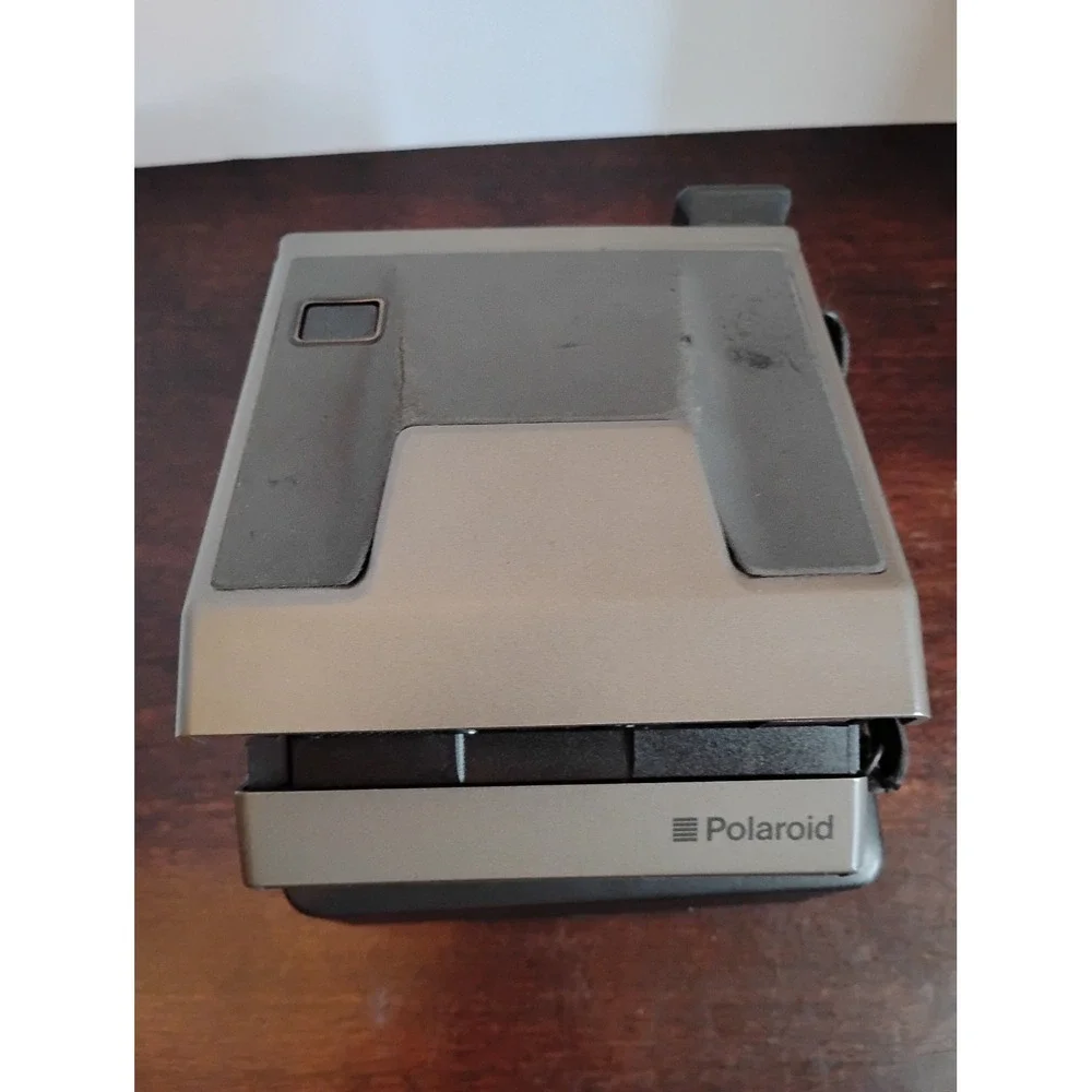 Vintage polaroid Spectra System Instant Film Camera w/ Quintic Lens and HardCase